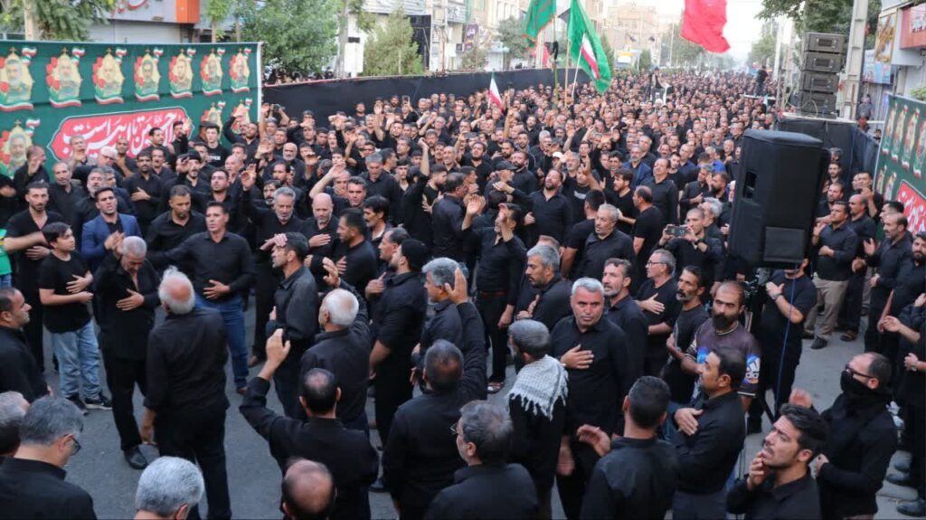 تجمع باشکوه عزاداران حسینی در محله رسالت شهرستان نظرآباد!