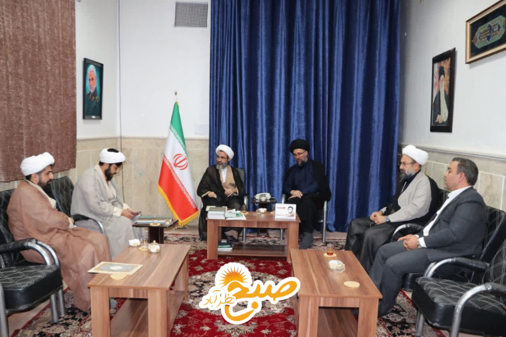 برگزاری جلسه شورای امورمساجد در دفتر امام جمعه!