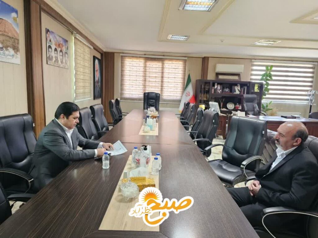 فرماندار نظرآباد در ملاقات عمومی، گره از کار مراجعان گشود!